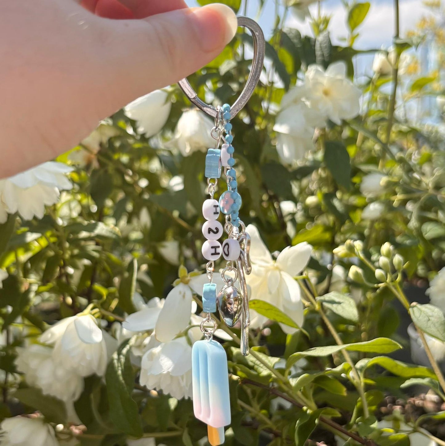 kpop hearts2hearts keychain