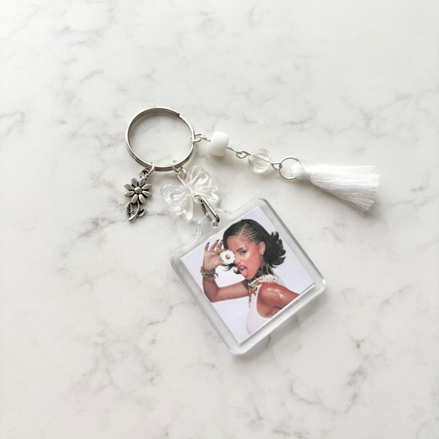tyla interactive album keychain