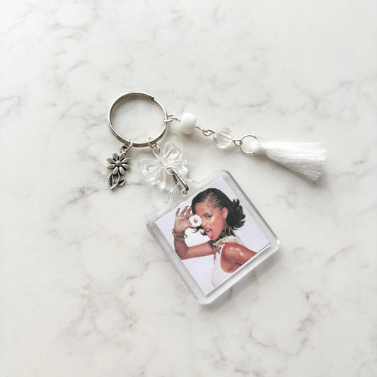 tyla interactive album keychain