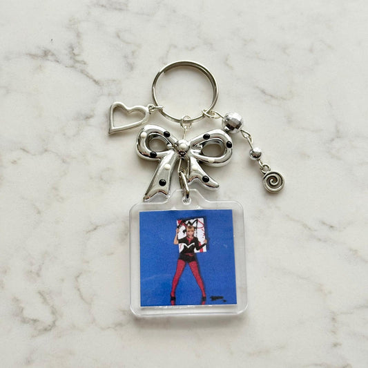 pinkpantheress interactive album keychain