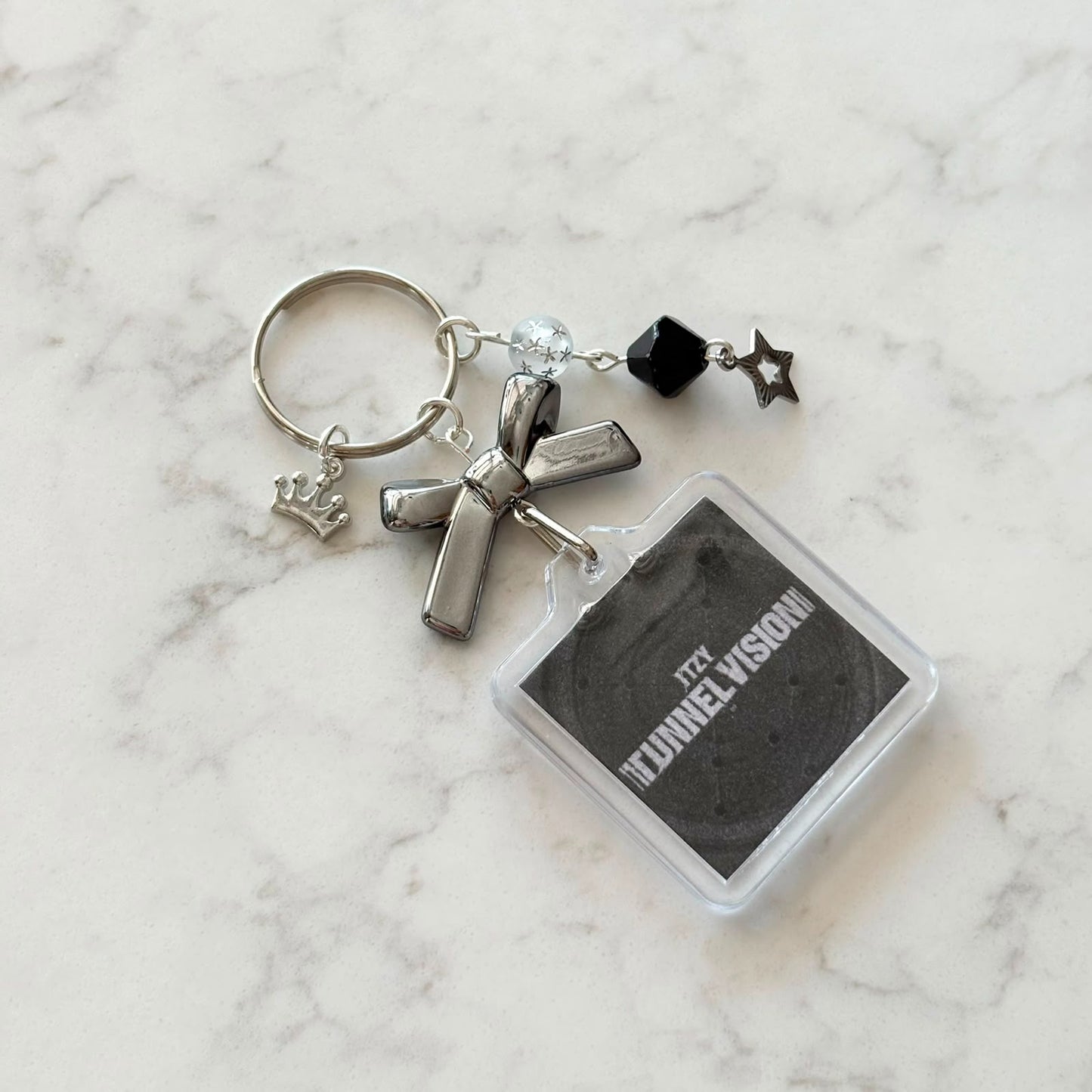 kpop itzy interactive album keychain