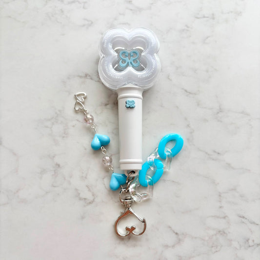 kpop hearts2hearts lightstick keychain
