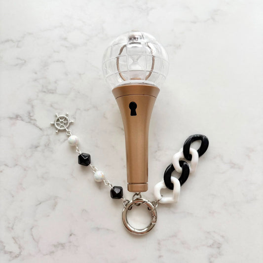 kpop ateez lightstick keychain