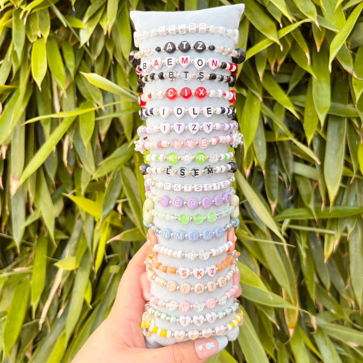 kpop idol/group beaded bracelet